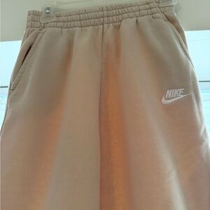 Nike Men's Chocolate Joggers